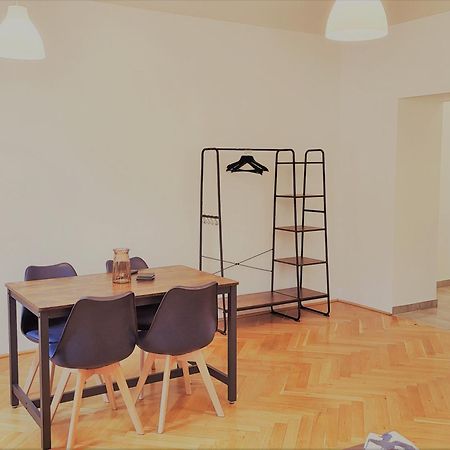 Neulerchenfelder Apartment Вена Экстерьер фото